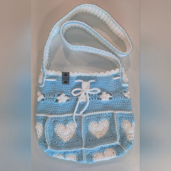 Crocheted Blue and White Heart Granny Square Drawstring Crossbody Bag - Picture 2 of 3